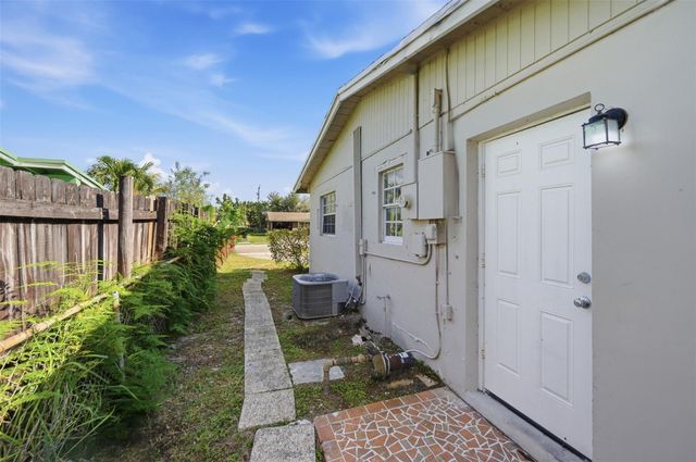 1287 NW 31st Way, Lauderhill, FL 33311