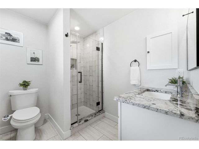 2711 S Pierce St, Denver, CO 80227