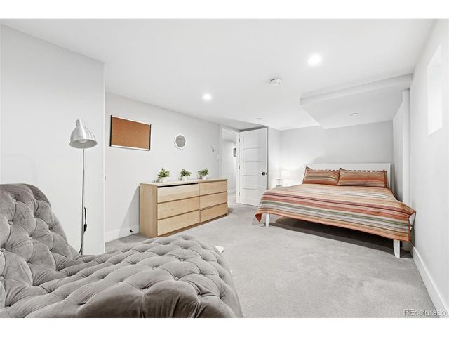 2711 S Pierce St, Denver, CO 80227