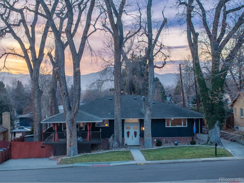 2711 S Pierce St, Denver, CO 80227