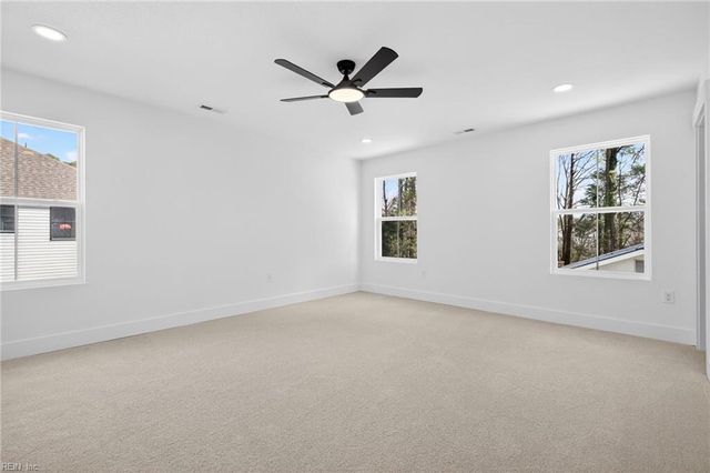 1635 Colonial AVE, Smithfield, VA 23430