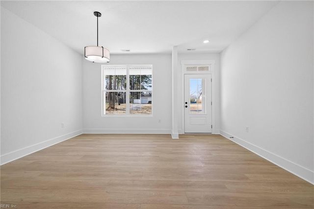 1635 Colonial AVE, Smithfield, VA 23430