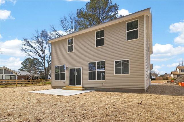 1635 Colonial AVE, Smithfield, VA 23430