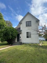 3829 Bloomington Avenue S, Minneapolis, MN 55407