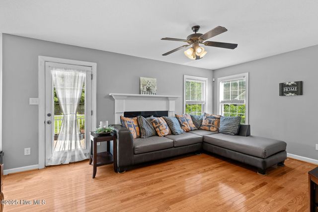 104 Burning Tree Lane, Jacksonville, NC 28546