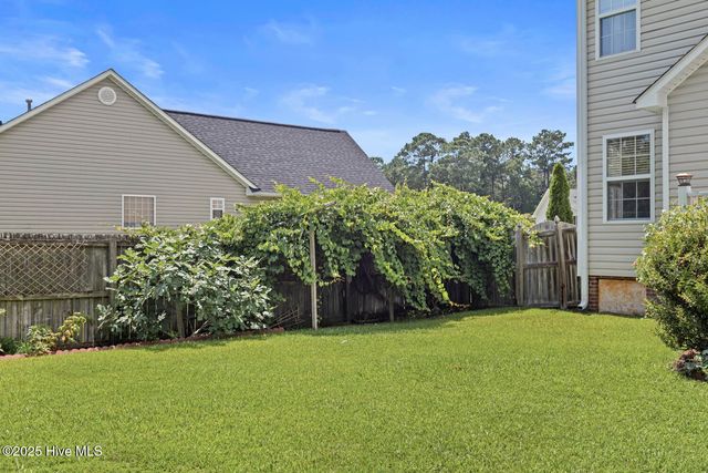 104 Burning Tree Lane, Jacksonville, NC 28546