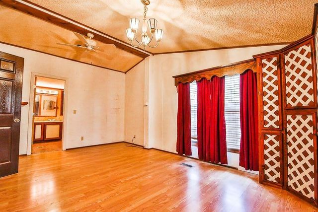 14303 F M 179, Wolfforth, TX 79382