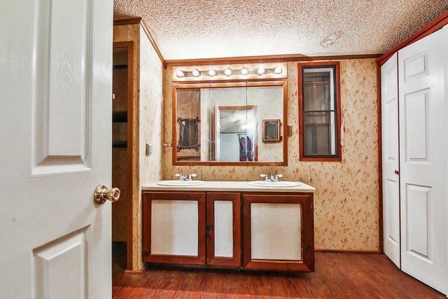 14303 F M 179, Wolfforth, TX 79382