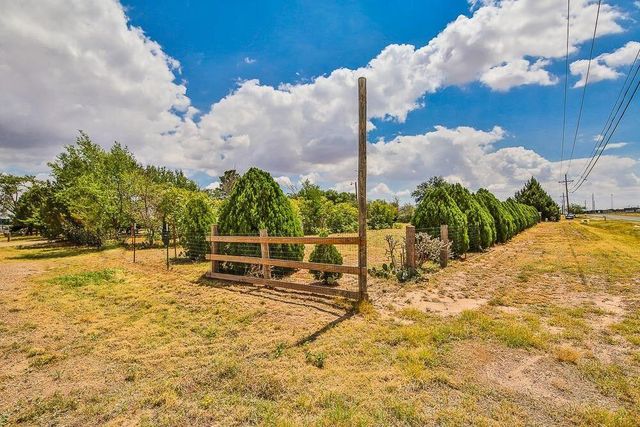 14303 F M 179, Wolfforth, TX 79382