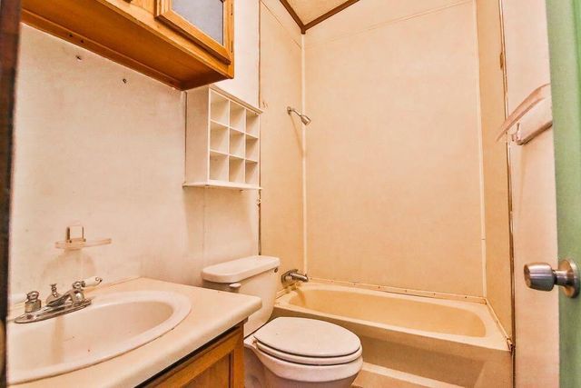 14303 F M 179, Wolfforth, TX 79382