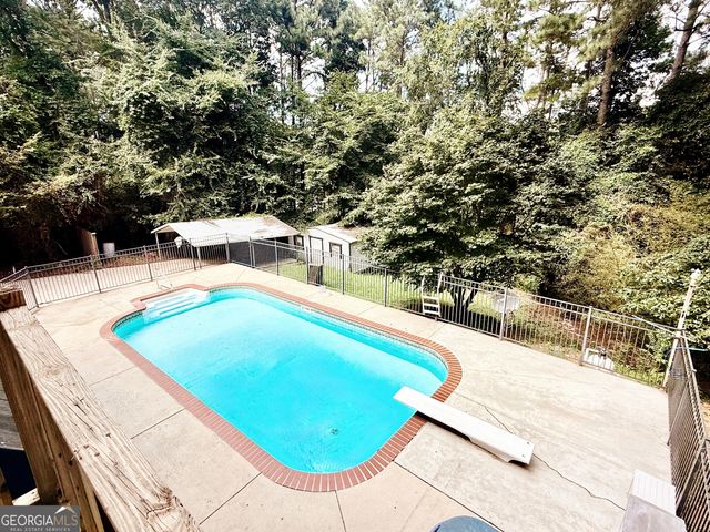 206 Sturbridge Drive, Lagrange, GA 30240