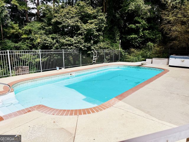 206 Sturbridge Drive, Lagrange, GA 30240