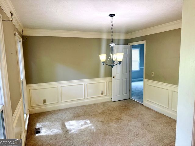 206 Sturbridge Drive, Lagrange, GA 30240
