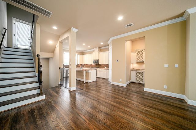 1231 Creekside Acres Court, Houston, TX 77008