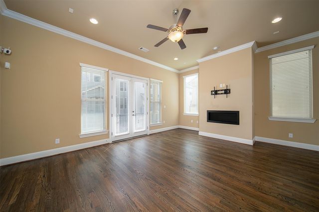 1231 Creekside Acres Court, Houston, TX 77008