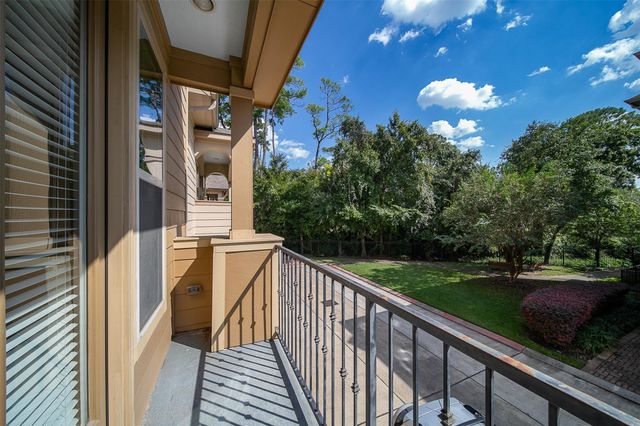 1231 Creekside Acres Court, Houston, TX 77008