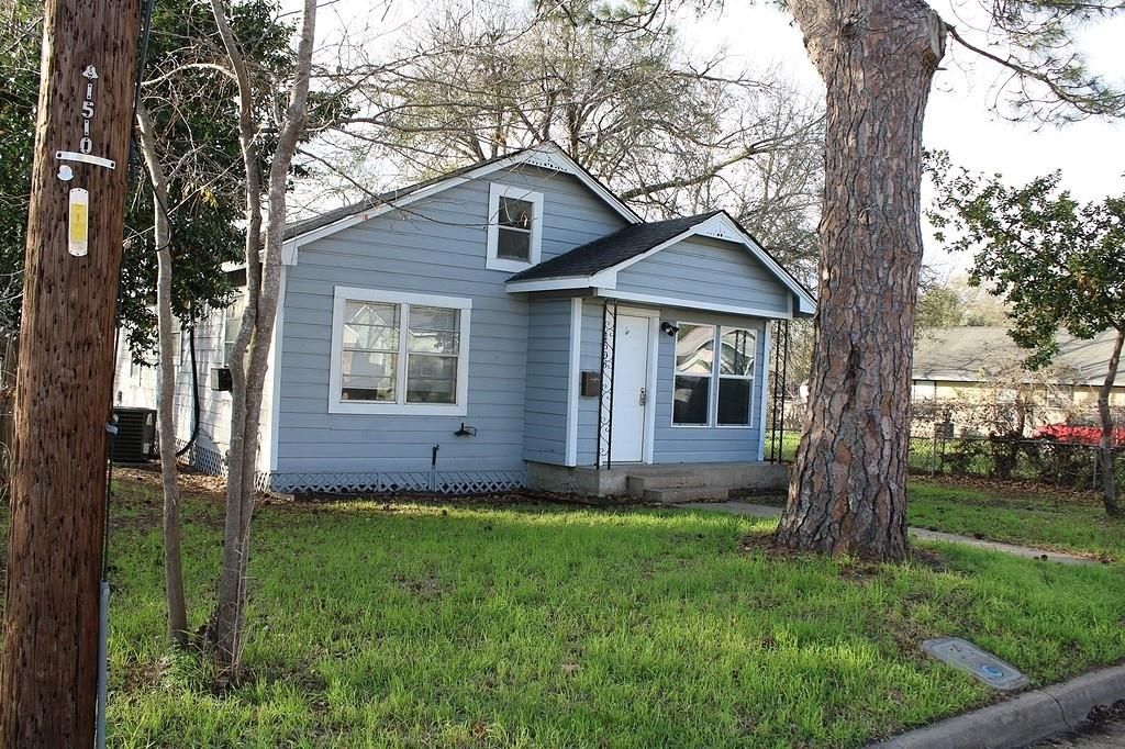 1506 Clay Street, Brenham, TX 77833
