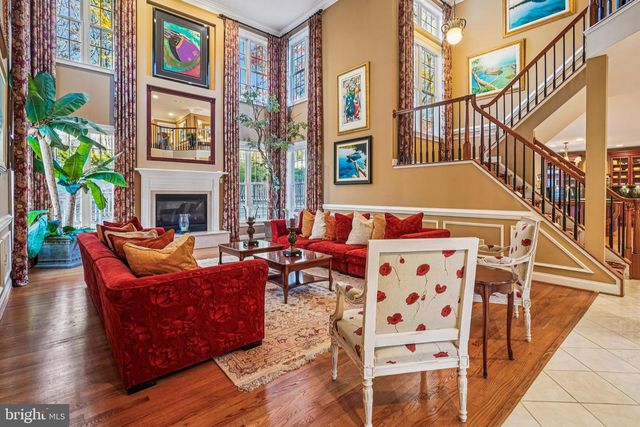 11033 DAYBREAK CT, North Bethesda, MD 20852