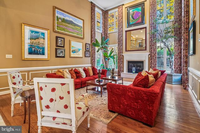 11033 DAYBREAK CT, North Bethesda, MD 20852