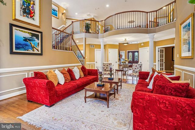 11033 DAYBREAK CT, North Bethesda, MD 20852