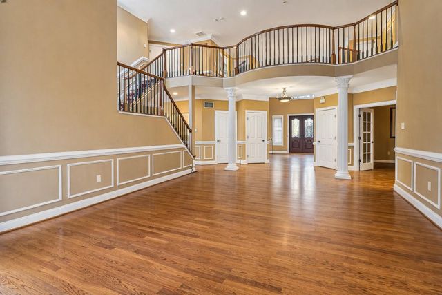 11033 DAYBREAK CT, North Bethesda, MD 20852