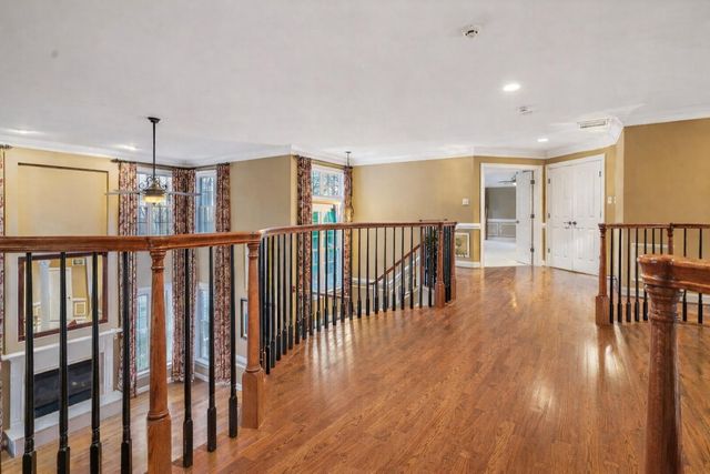 11033 DAYBREAK CT, North Bethesda, MD 20852