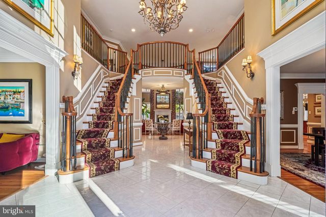 11033 DAYBREAK CT, North Bethesda, MD 20852