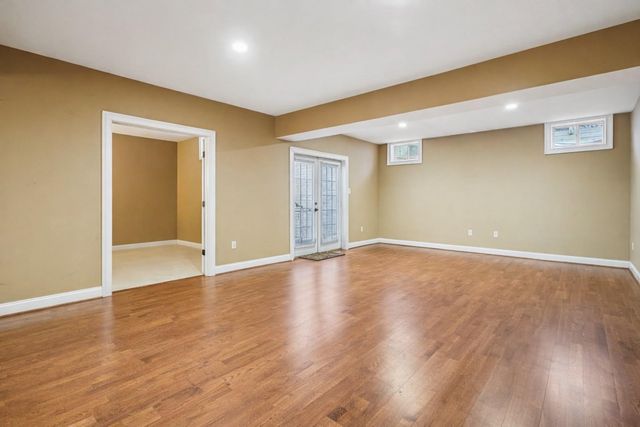11033 DAYBREAK CT, North Bethesda, MD 20852