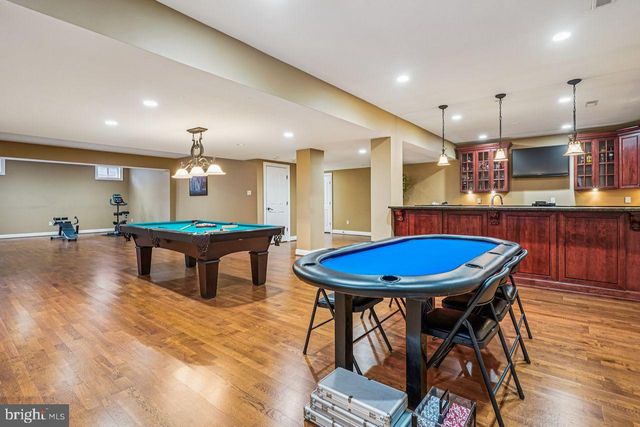 11033 DAYBREAK CT, North Bethesda, MD 20852