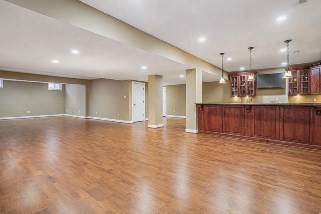 11033 DAYBREAK CT, North Bethesda, MD 20852