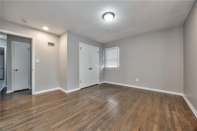 8940 Nall Avenue, Overland Park, KS 66207