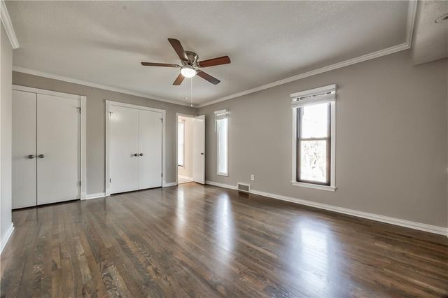 8940 Nall Avenue, Overland Park, KS 66207