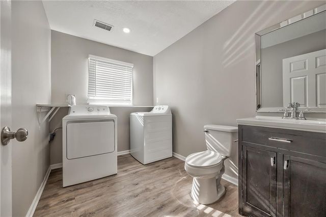 8940 Nall Avenue, Overland Park, KS 66207