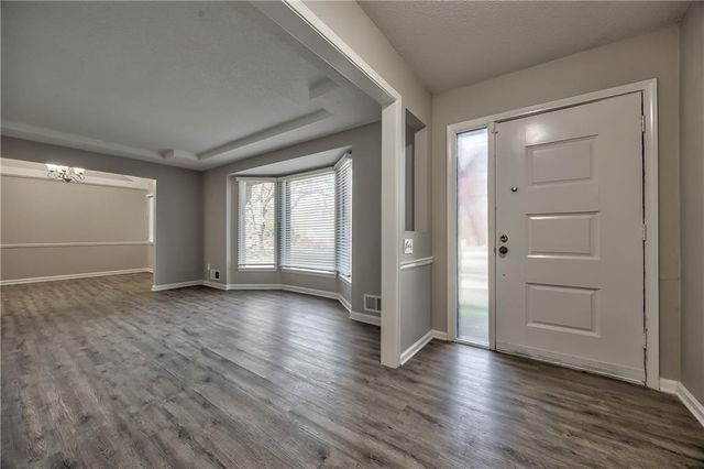 8940 Nall Avenue, Overland Park, KS 66207