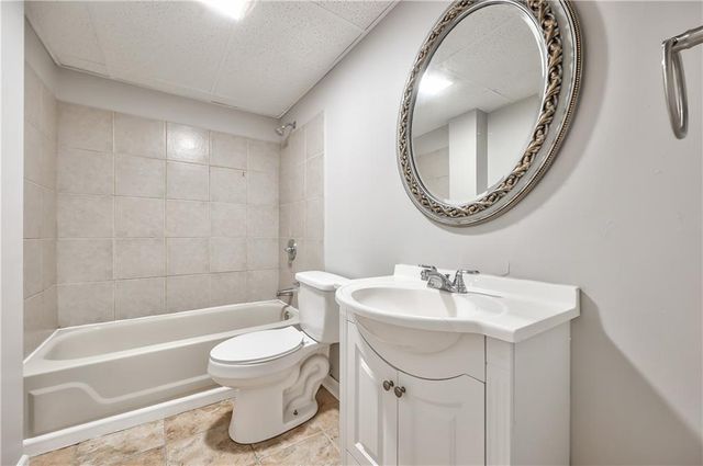 8940 Nall Avenue, Overland Park, KS 66207