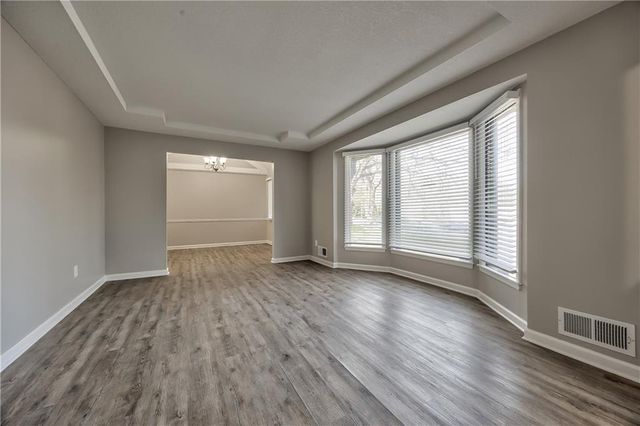 8940 Nall Avenue, Overland Park, KS 66207