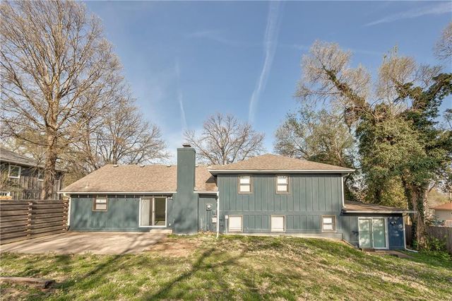 8940 Nall Avenue, Overland Park, KS 66207