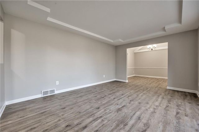 8940 Nall Avenue, Overland Park, KS 66207