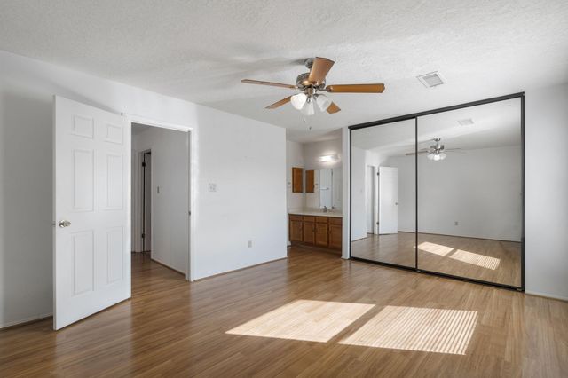 6220 Salt Cedar Road NE, Rio Rancho, NM 87144