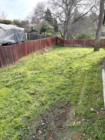 2633 Glen Ct, Valley Springs, CA 95252