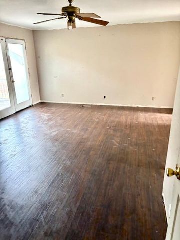 2633 Glen Ct, Valley Springs, CA 95252