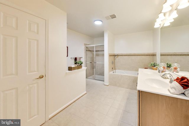 16815 NUTTAL OAK PL, Woodbridge, VA 22191