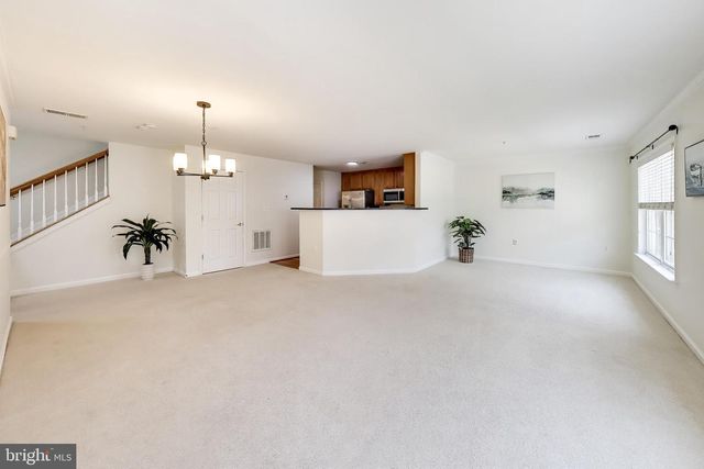 16815 NUTTAL OAK PL, Woodbridge, VA 22191