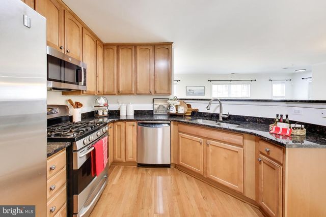 16815 NUTTAL OAK PL, Woodbridge, VA 22191