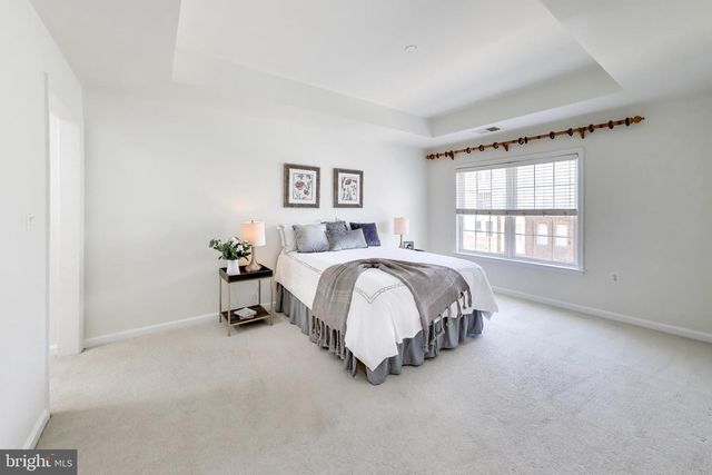 16815 NUTTAL OAK PL, Woodbridge, VA 22191