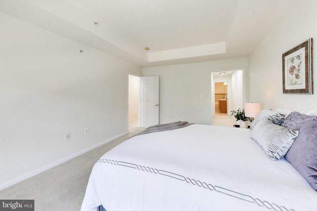 16815 NUTTAL OAK PL, Woodbridge, VA 22191
