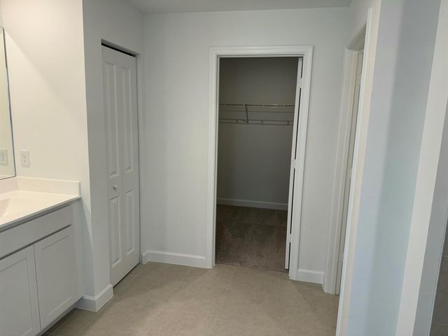 10445 NW Suncrest Lp, Port St Lucie, FL 34987