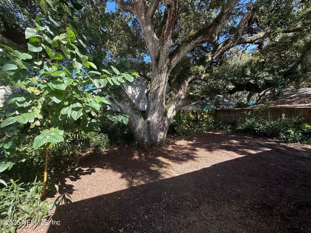 2418 HYDRANGEA Street, St. Augustine, FL 32080