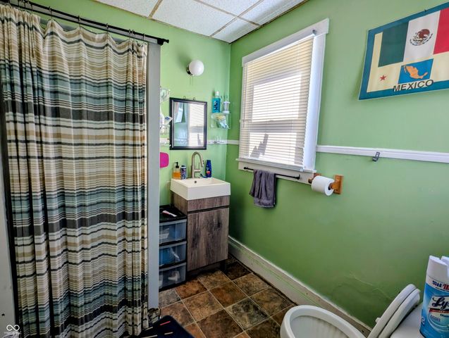 2122 Pearl Street, Anderson, IN 46016