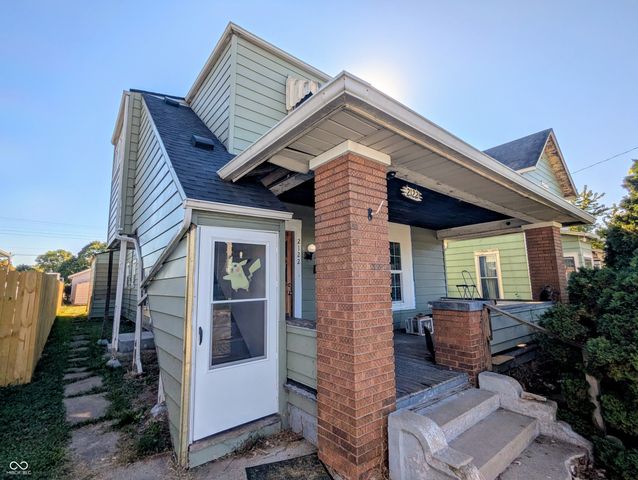 2122 Pearl Street, Anderson, IN 46016